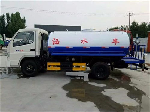 江蘇多功能吸糞吸污車廠家 創(chuàng)新技術(shù)引領環(huán)衛(wèi)清潔新篇章